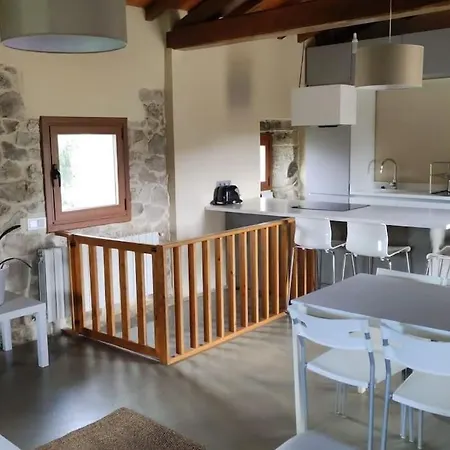 Elvira Ribeira Sacra Casa vacanze *